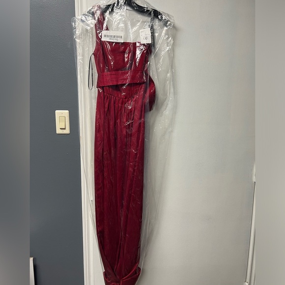 Vera Wang Formal Dress - Picture 4 of 4